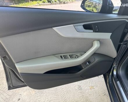 Сірий Ауді А4, об'ємом двигуна 2 л та пробігом 441 тис. км за 15990 $, фото 13 на Automoto.ua