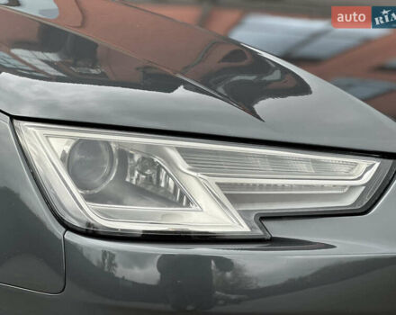 Сірий Ауді А4, об'ємом двигуна 2 л та пробігом 220 тис. км за 15750 $, фото 8 на Automoto.ua