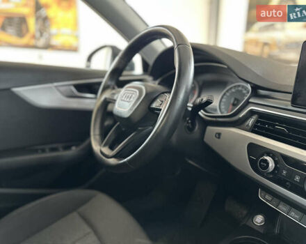 Серый Ауди А4, объемом двигателя 2 л и пробегом 223 тыс. км за 15550 $, фото 80 на Automoto.ua