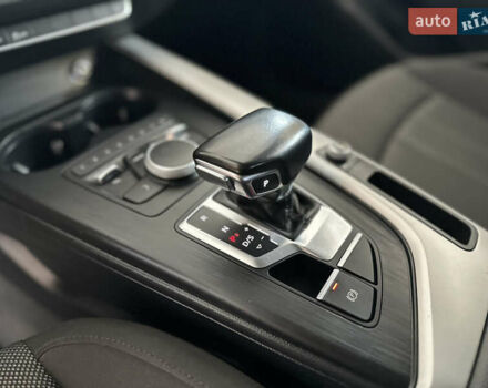 Серый Ауди А4, объемом двигателя 2 л и пробегом 223 тыс. км за 15550 $, фото 70 на Automoto.ua