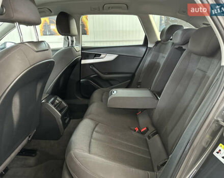 Серый Ауди А4, объемом двигателя 2 л и пробегом 223 тыс. км за 15550 $, фото 89 на Automoto.ua