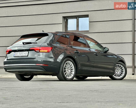 Сірий Ауді А4, об'ємом двигуна 2 л та пробігом 220 тис. км за 15750 $, фото 24 на Automoto.ua