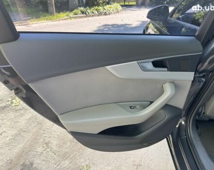 Сірий Ауді А4, об'ємом двигуна 2 л та пробігом 441 тис. км за 15990 $, фото 18 на Automoto.ua