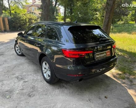 Сірий Ауді А4, об'ємом двигуна 2 л та пробігом 441 тис. км за 15990 $, фото 8 на Automoto.ua