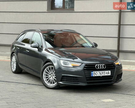 Сірий Ауді А4, об'ємом двигуна 2 л та пробігом 220 тис. км за 15750 $, фото 3 на Automoto.ua