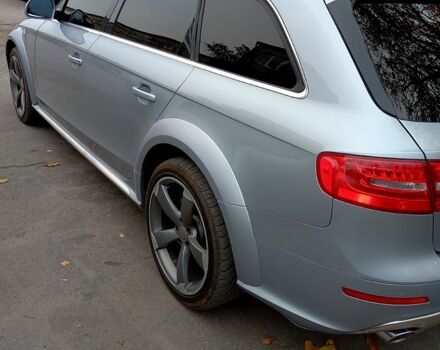 Серый Ауди А4, объемом двигателя 2 л и пробегом 121 тыс. км за 19500 $, фото 3 на Automoto.ua
