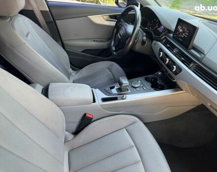 Сірий Ауді А4, об'ємом двигуна 2 л та пробігом 441 тис. км за 15990 $, фото 25 на Automoto.ua