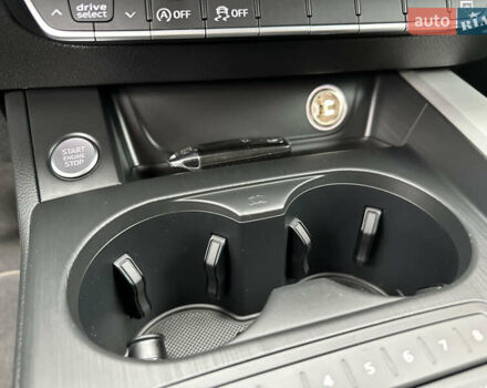 Сірий Ауді А4, об'ємом двигуна 2 л та пробігом 220 тис. км за 15750 $, фото 59 на Automoto.ua