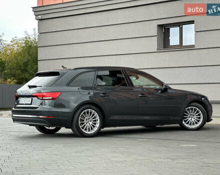 Сірий Ауді А4, об'ємом двигуна 2 л та пробігом 220 тис. км за 15750 $, фото 26 на Automoto.ua