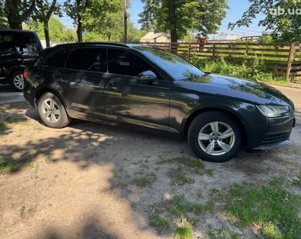 Сірий Ауді А4, об'ємом двигуна 2 л та пробігом 441 тис. км за 15990 $, фото 4 на Automoto.ua