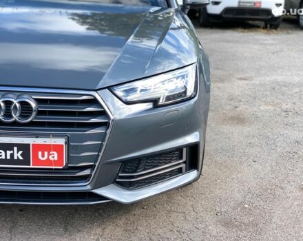 Ауди А4 2016 в Виннице на Automoto.ua Серый Ауди А4, объемом двигателя 3 л и пробегом 235 тыс. км за 21990 $, фото 10 на Automoto.ua