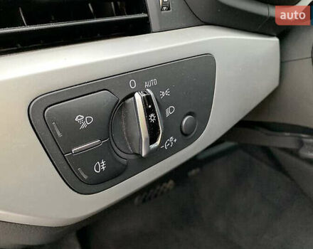 Ауді А4 2017 у Києві на Automoto.ua Сірий Ауді А4, об'ємом двигуна 1.97 л та пробігом 143 тис. км за 18500 $, фото 9 на Automoto.ua