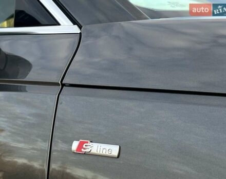 Серый Ауди А4, объемом двигателя 3 л и пробегом 247 тыс. км за 21850 $, фото 4 на Automoto.ua