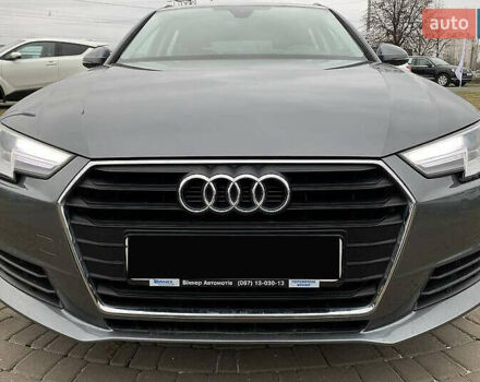 Ауді А4 2017 у Києві на Automoto.ua Сірий Ауді А4, об'ємом двигуна 1.97 л та пробігом 143 тис. км за 18500 $, фото 1 на Automoto.ua