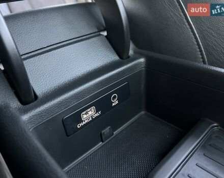 Серый Ауди А4, объемом двигателя 3 л и пробегом 247 тыс. км за 21850 $, фото 92 на Automoto.ua