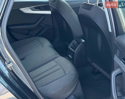 Сірий Ауді А4, об'ємом двигуна 2 л та пробігом 240 тис. км за 16290 $, фото 24 на Automoto.ua
