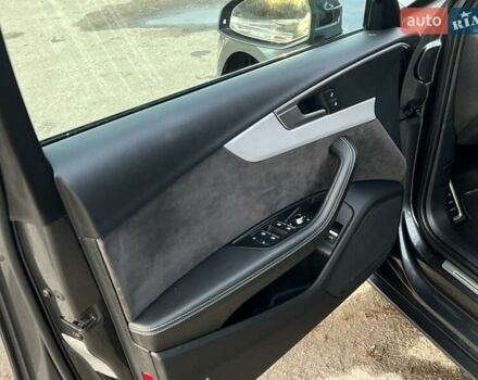 Серый Ауди А4, объемом двигателя 3 л и пробегом 247 тыс. км за 21850 $, фото 69 на Automoto.ua