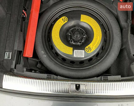 Ауді А4 2017 у Києві на Automoto.ua Сірий Ауді А4, об'ємом двигуна 1.97 л та пробігом 143 тис. км за 18500 $, фото 19 на Automoto.ua