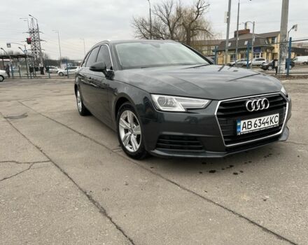 Сірий Ауді А4, об'ємом двигуна 2 л та пробігом 235 тис. км за 19500 $, фото 4 на Automoto.ua