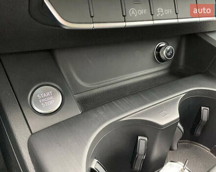 Ауді А4 2017 у Києві на Automoto.ua Сірий Ауді А4, об'ємом двигуна 1.97 л та пробігом 143 тис. км за 18500 $, фото 15 на Automoto.ua