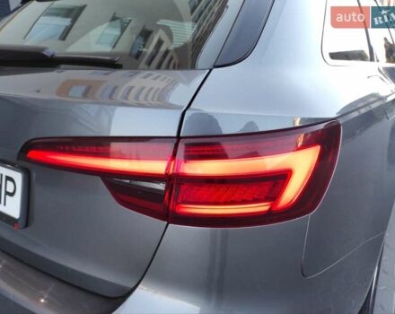 Ауді А4 2018 у Хмельницькому на Automoto.ua Сірий Ауді А4, об'ємом двигуна 2 л та пробігом 207 тис. км за 16399 $, фото 12 на Automoto.ua