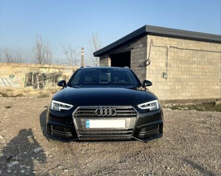 Серый Ауди А4, объемом двигателя 2 л и пробегом 161 тыс. км за 19000 $, фото 1 на Automoto.ua