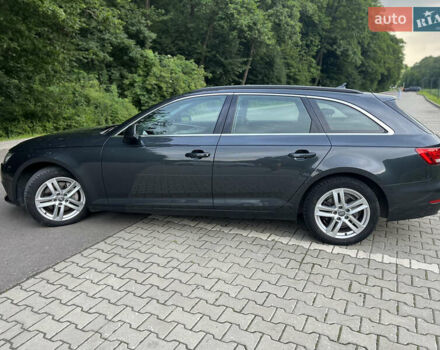 Ауді А4 2018 у Львові на Automoto.ua Сірий Ауді А4, об'ємом двигуна 1.97 л та пробігом 179 тис. км за 24900 $, фото 6 на Automoto.ua
