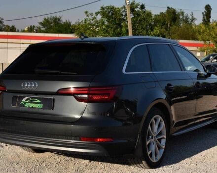 Ауди А4 2018 в Кривом Роге на Automoto.ua Серый Ауди А4, объемом двигателя 2 л и пробегом 160 тыс. км за 19999 $, фото 2 на Automoto.ua