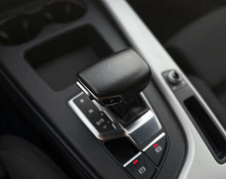 Серый Ауди А4, объемом двигателя 1.97 л и пробегом 210 тыс. км за 24300 $, фото 12 на Automoto.ua