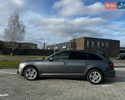 Серый Ауди А4, объемом двигателя 2 л и пробегом 266 тыс. км за 21900 $, фото 7 на Automoto.ua