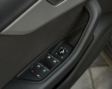 Серый Ауди А4, объемом двигателя 1.97 л и пробегом 210 тыс. км за 24300 $, фото 13 на Automoto.ua