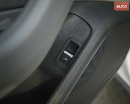 Сірий Ауді А4, об'ємом двигуна 1.97 л та пробігом 180 тис. км за 26500 $, фото 39 на Automoto.ua