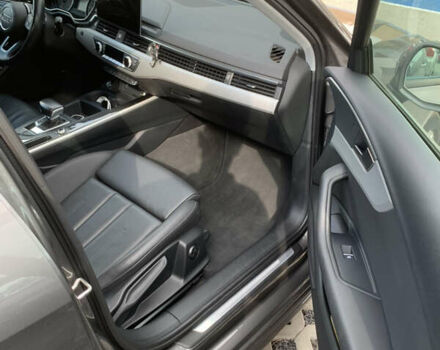 Серый Ауди А4, объемом двигателя 2 л и пробегом 195 тыс. км за 21557 $, фото 10 на Automoto.ua