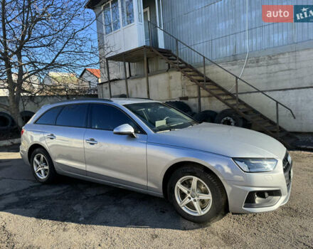 Серый Ауди А4, объемом двигателя 2 л и пробегом 30 тыс. км за 35900 $, фото 4 на Automoto.ua