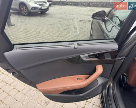 Серый Ауди А4, объемом двигателя 2.97 л и пробегом 70 тыс. км за 45999 $, фото 20 на Automoto.ua