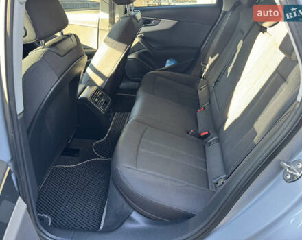 Серый Ауди А4, объемом двигателя 2 л и пробегом 30 тыс. км за 35900 $, фото 19 на Automoto.ua