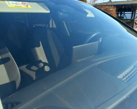 Сірий Ауді А4, об'ємом двигуна 2 л та пробігом 217 тис. км за 21799 $, фото 5 на Automoto.ua