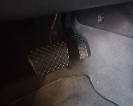 Сірий Ауді А4, об'ємом двигуна 2 л та пробігом 217 тис. км за 21799 $, фото 23 на Automoto.ua