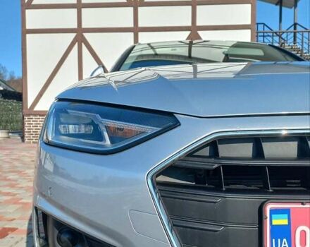 Сірий Ауді А4, об'ємом двигуна 2 л та пробігом 217 тис. км за 21799 $, фото 4 на Automoto.ua