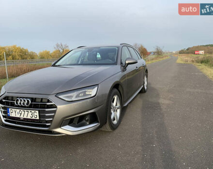 Серый Ауди А4, объемом двигателя 2 л и пробегом 195 тыс. км за 21557 $, фото 3 на Automoto.ua