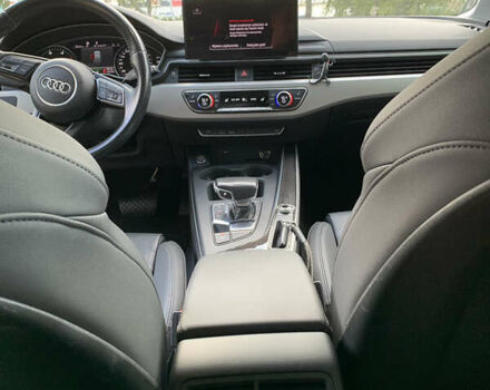 Серый Ауди А4, объемом двигателя 2 л и пробегом 195 тыс. км за 21557 $, фото 13 на Automoto.ua