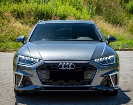 Серый Ауди А4, объемом двигателя 2 л и пробегом 36 тыс. км за 16000 $, фото 1 на Automoto.ua