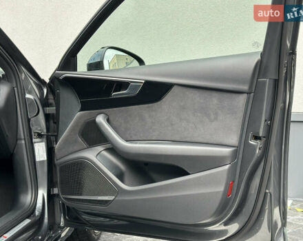 Сірий Ауді А4, об'ємом двигуна 1.97 л та пробігом 152 тис. км за 36900 $, фото 33 на Automoto.ua