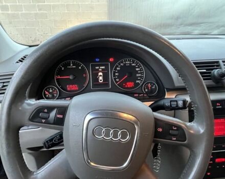 Серый Ауди А4, объемом двигателя 2 л и пробегом 300 тыс. км за 4200 $, фото 9 на Automoto.ua