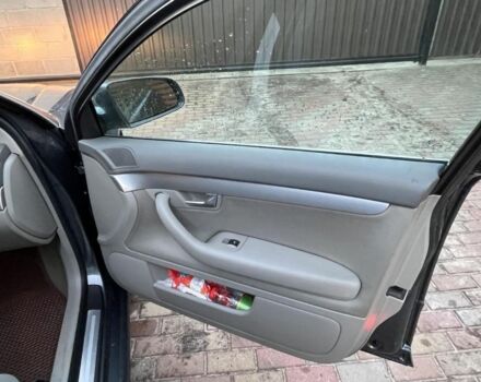 Серый Ауди А4, объемом двигателя 2 л и пробегом 300 тыс. км за 4200 $, фото 14 на Automoto.ua