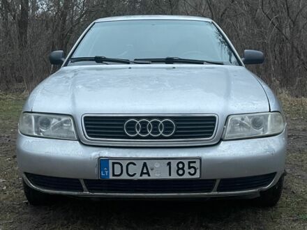 Сірий Ауді А4, об'ємом двигуна 1.9 л та пробігом 446 тис. км за 1541 $, фото 1 на Automoto.ua