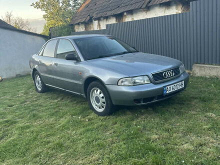 Серый Ауди А4, объемом двигателя 1.6 л и пробегом 291 тыс. км за 3200 $, фото 1 на Automoto.ua