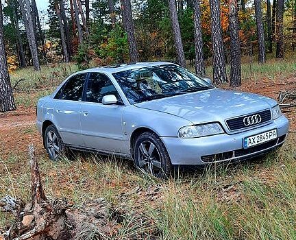 Серый Ауди А4, объемом двигателя 2.8 л и пробегом 210 тыс. км за 2900 $, фото 1 на Automoto.ua