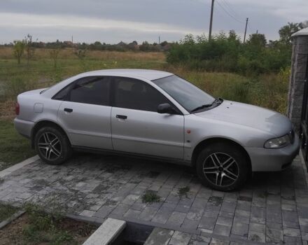 Сірий Ауді А4, об'ємом двигуна 0 л та пробігом 350 тис. км за 1500 $, фото 1 на Automoto.ua