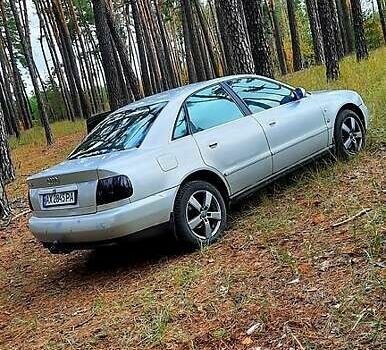 Серый Ауди А4, объемом двигателя 2.8 л и пробегом 210 тыс. км за 2500 $, фото 1 на Automoto.ua